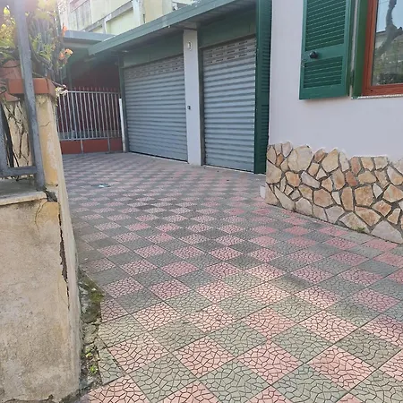 My * بومبيي